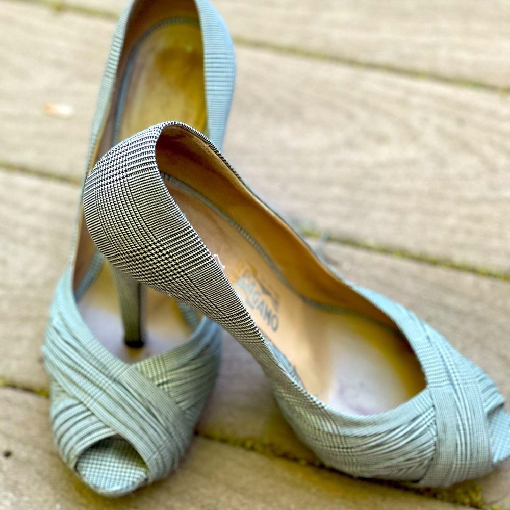 Authentic Salvatore Ferragamo heels. Last price $95